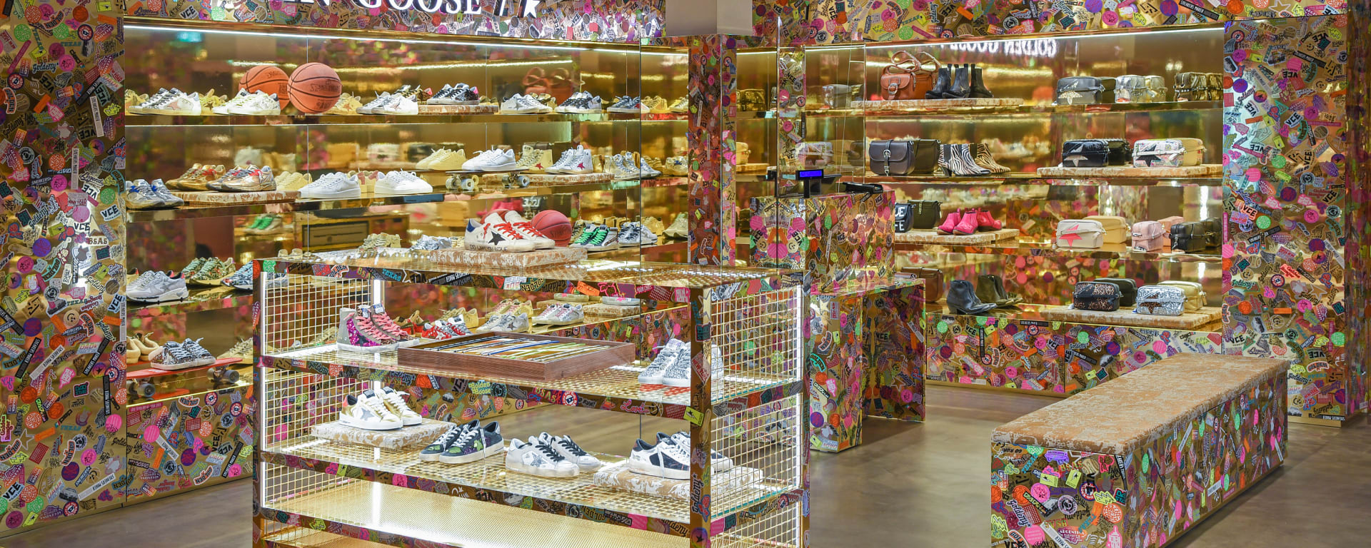 Store MARSEILLE Golden Goose